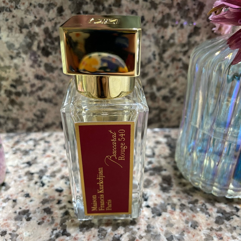 Baccarat Rouge 540 perfume- 9/10 full